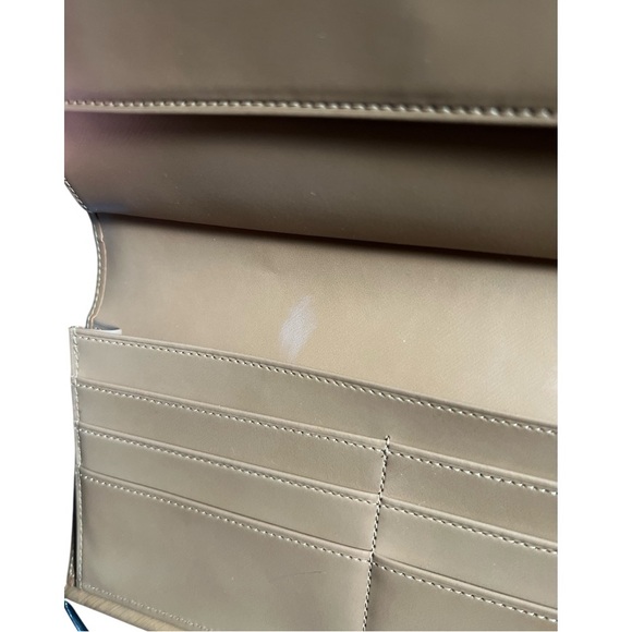 Authentic Cartier Trinity Beige Leather Double Handle Clutch Bifold Wallet - Picture 11 of 15